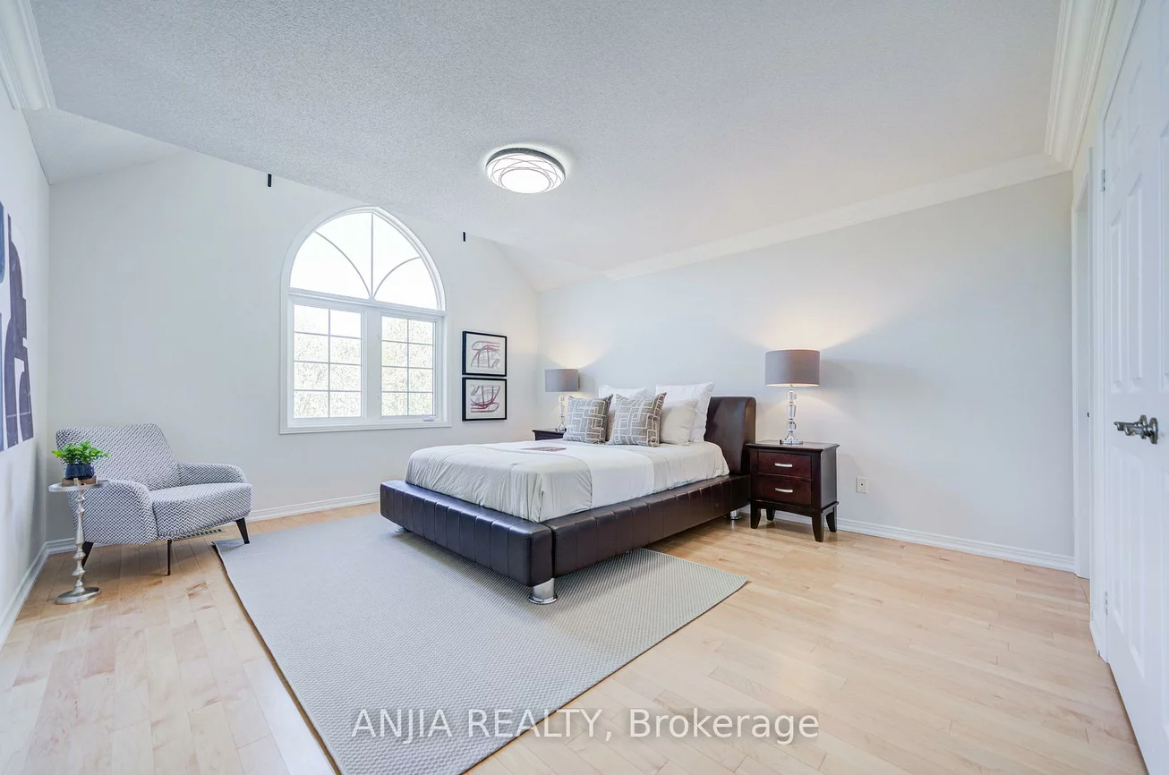 78, Hollylane, Berczy, Markham