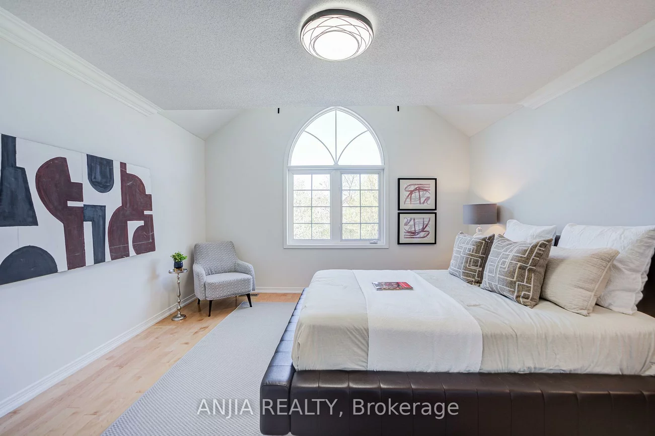 78, Hollylane, Berczy, Markham