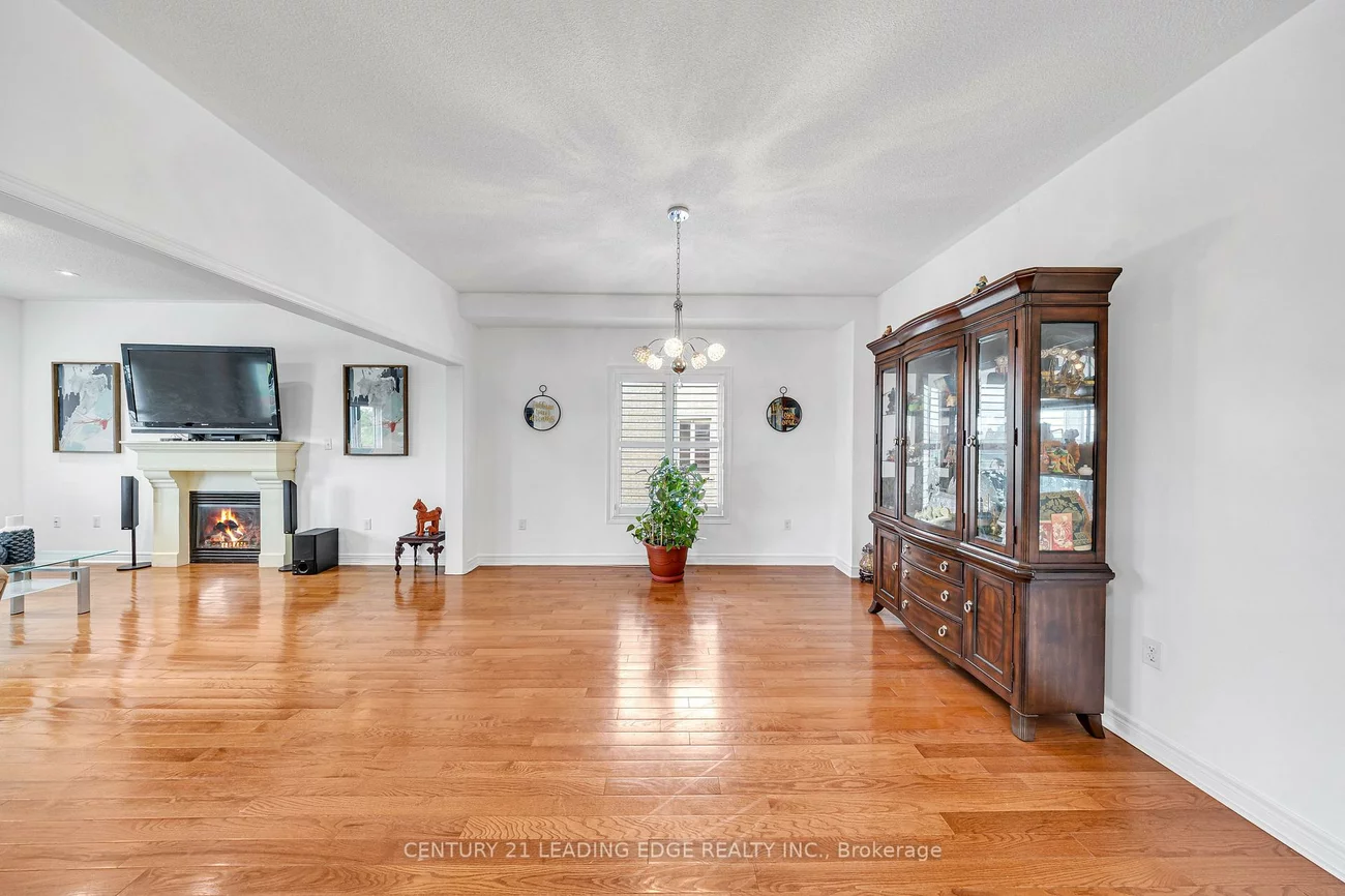 40, Ann Louise, Cedarwood, Markham