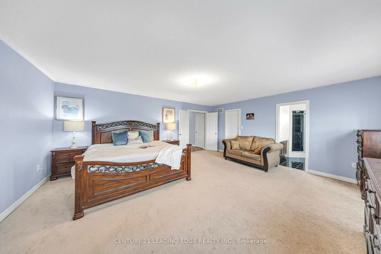 40, Ann Louise, Cedarwood, Markham