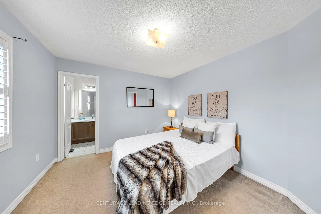 40, Ann Louise, Cedarwood, Markham