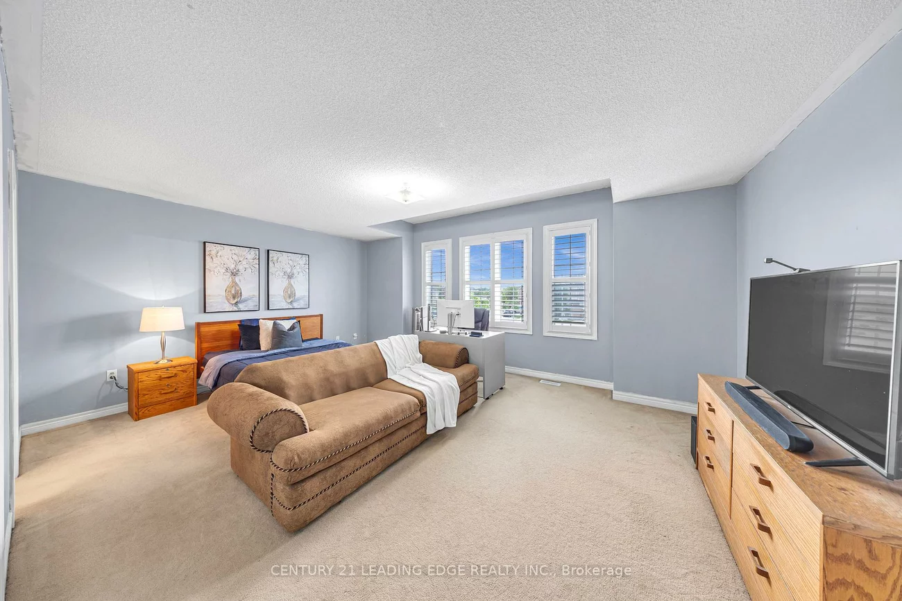 40, Ann Louise, Cedarwood, Markham