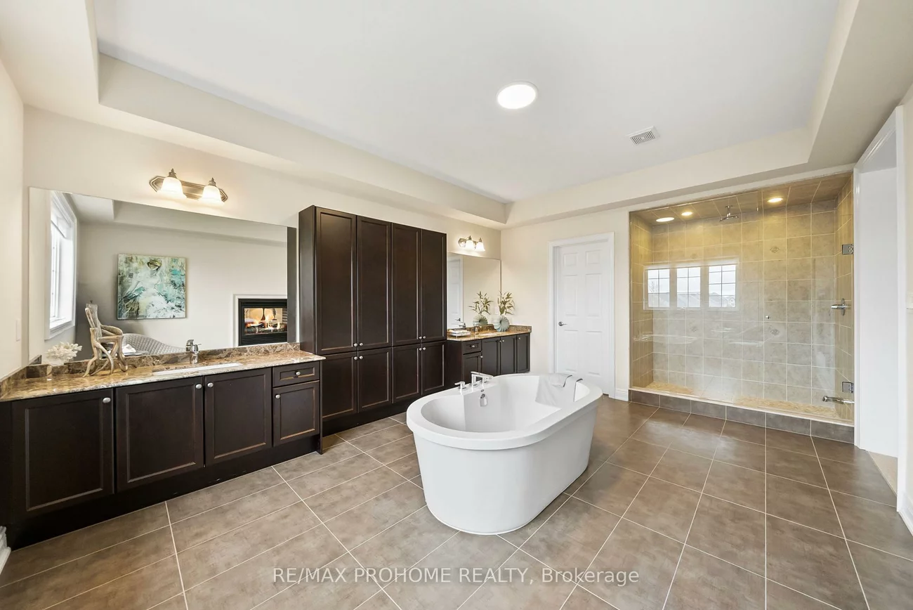 10605, Victoria Square, Victoria Square, Markham