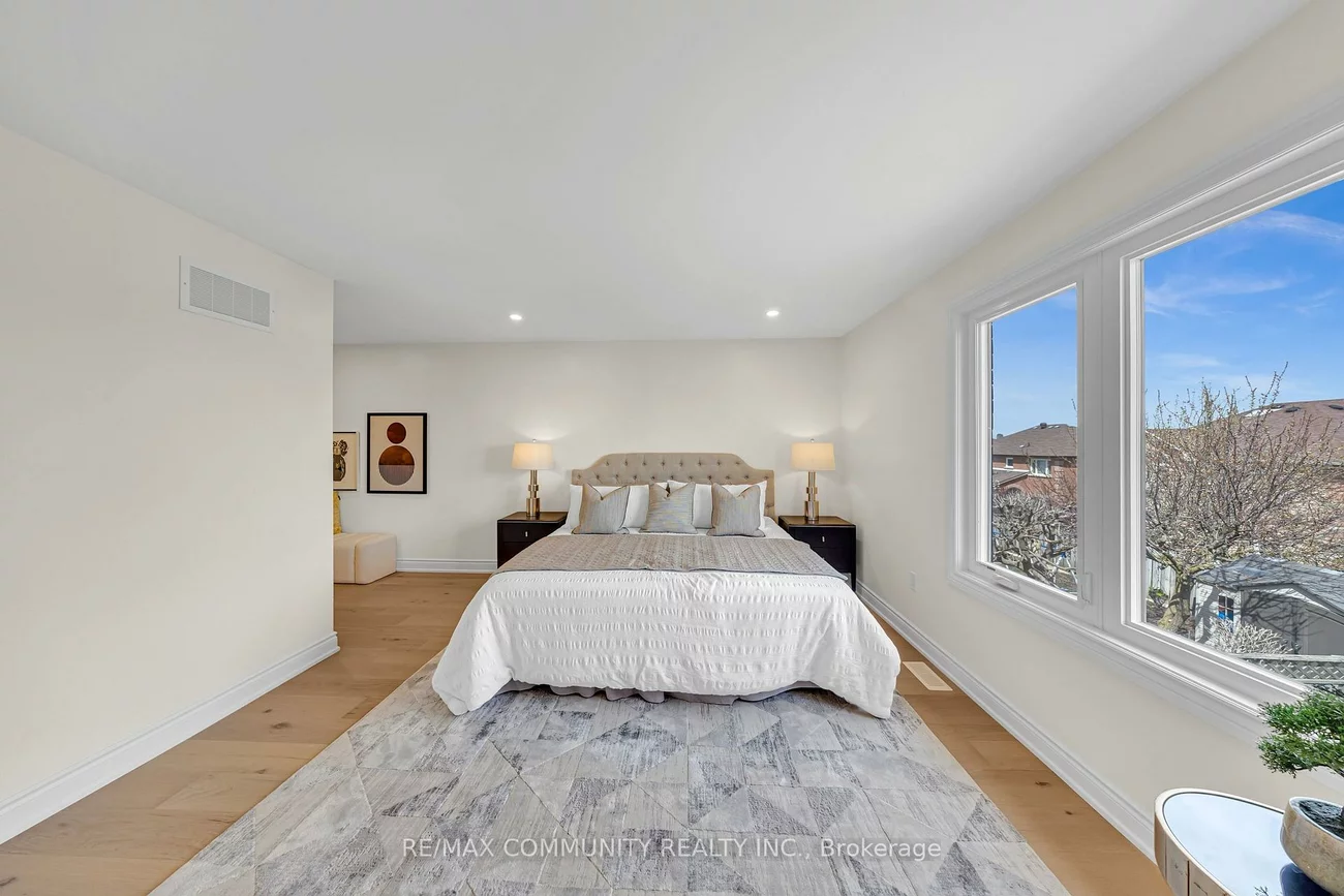 83, Kyla, Milliken Mills East, Markham
