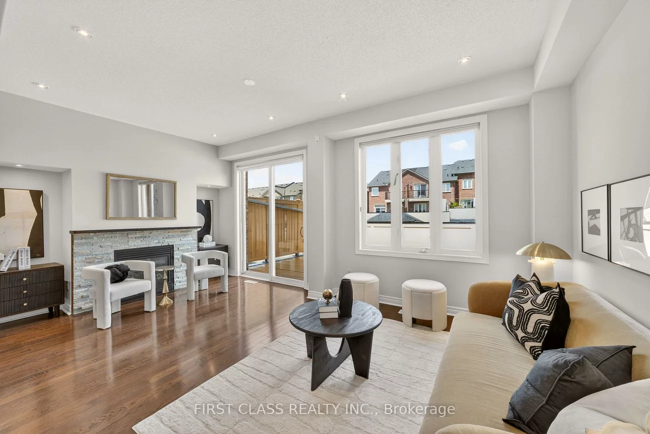 2904, Elgin Mills, Victoria Square, Markham