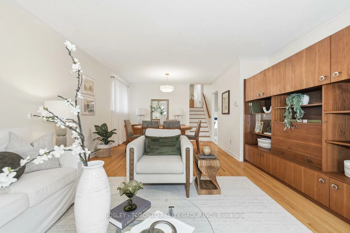 17, Glamis, Royal Orchard, Markham