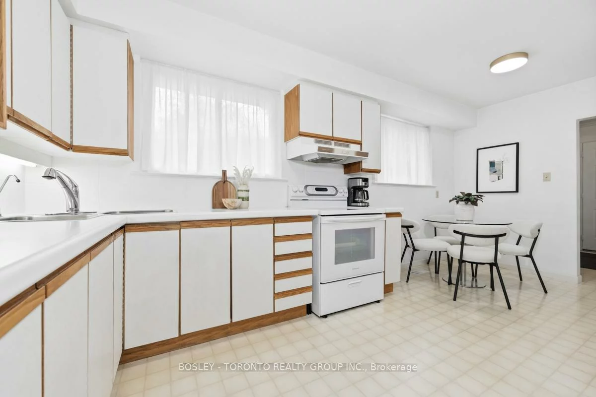 17, Glamis, Royal Orchard, Markham