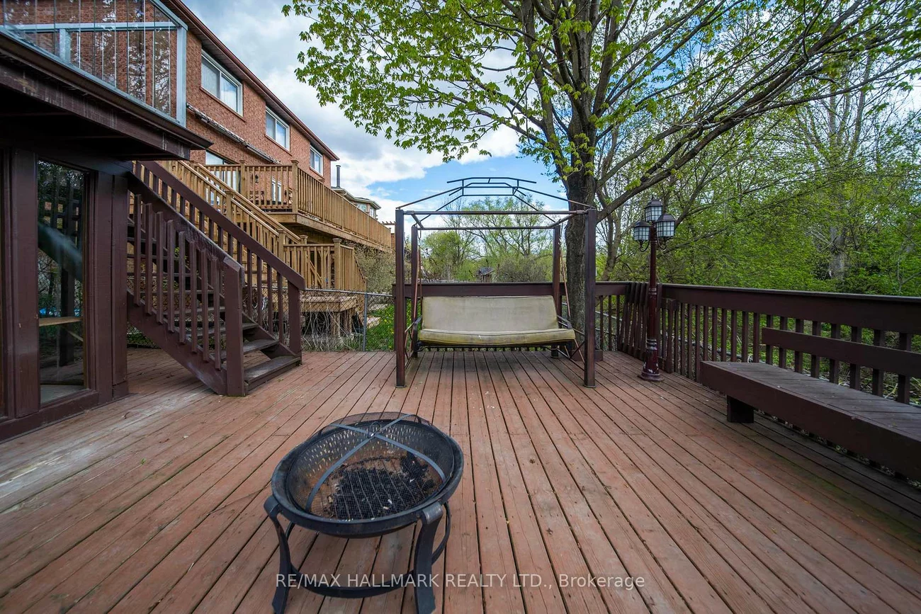 58, Alexis, Thornlea, Markham