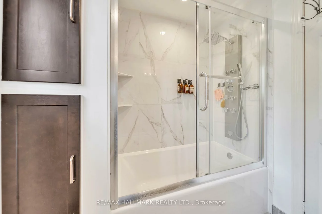 58, Alexis, Thornlea, Markham