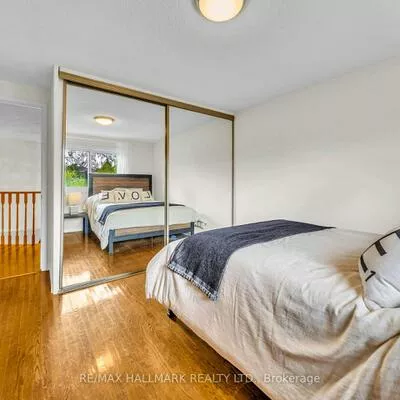 58, Alexis, Thornlea, Markham