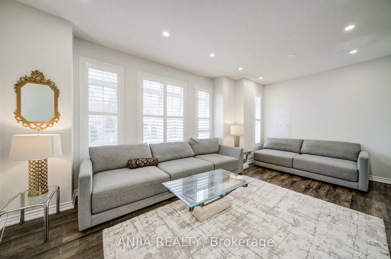 116, Emery Hill, Berczy, Markham