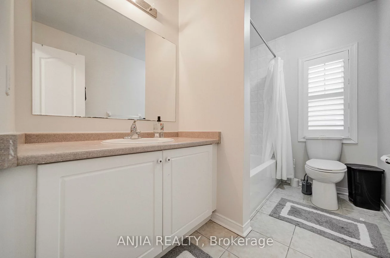 116, Emery Hill, Berczy, Markham