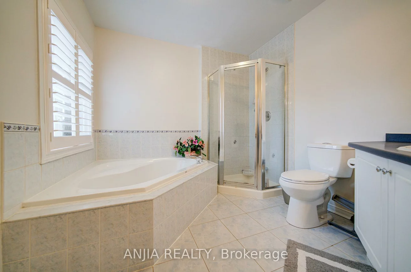 116, Emery Hill, Berczy, Markham