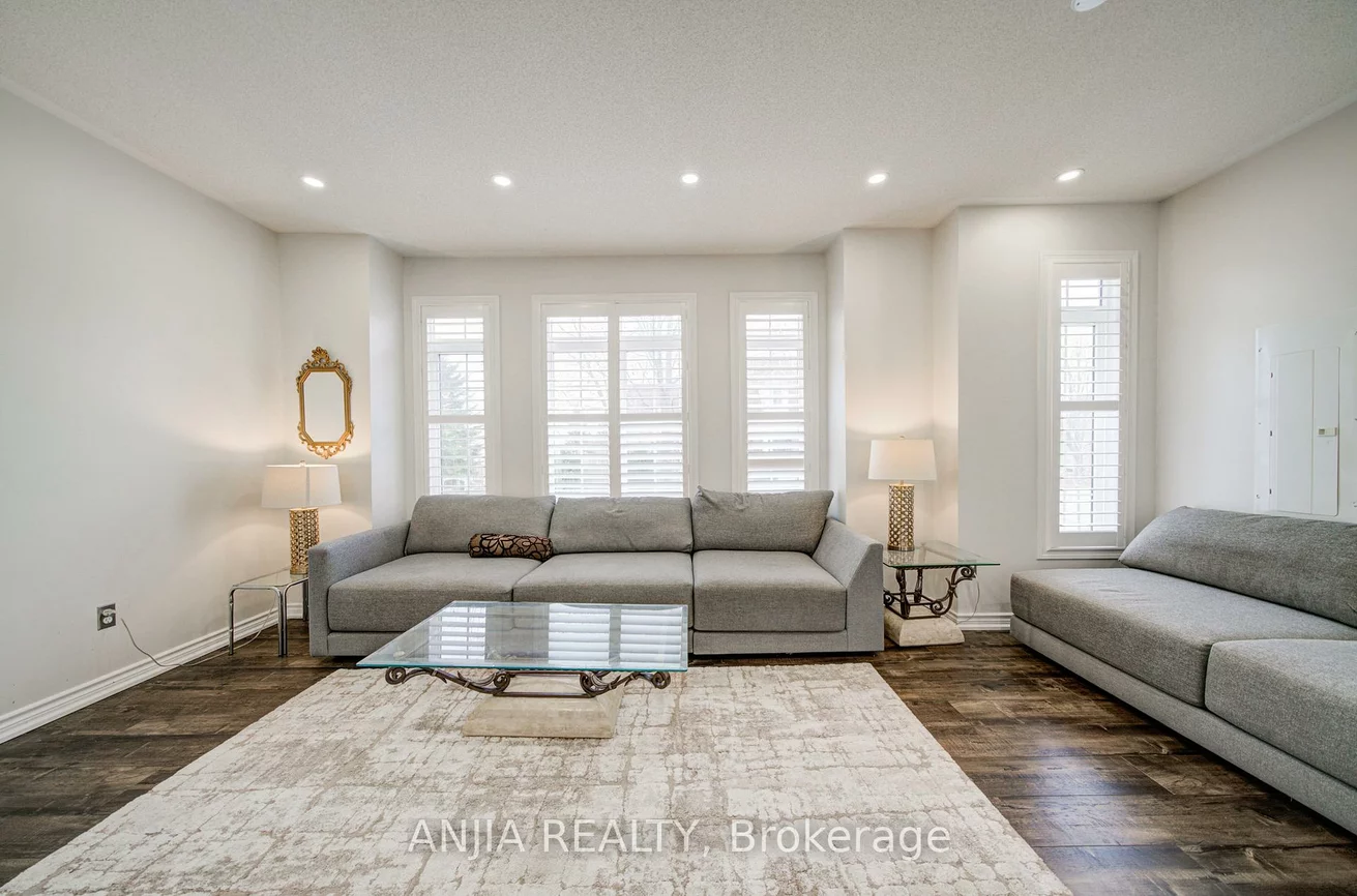 116, Emery Hill, Berczy, Markham