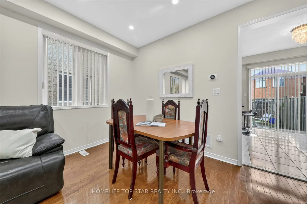 27, Lahore, Cedarwood, Markham