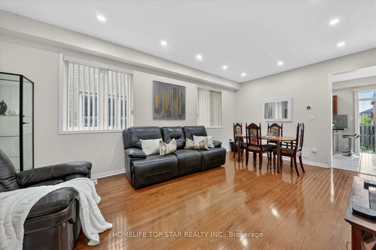 27, Lahore, Cedarwood, Markham