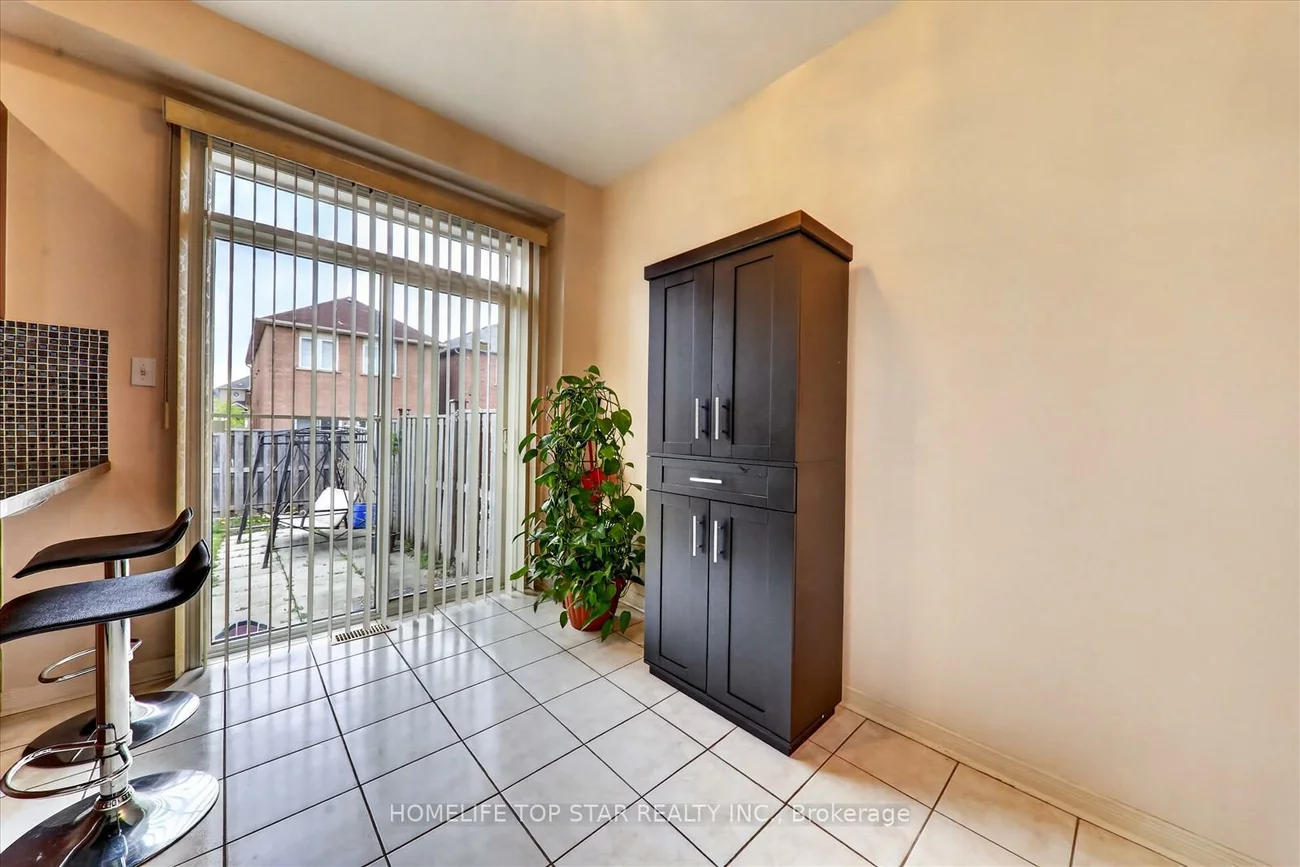 27, Lahore, Cedarwood, Markham