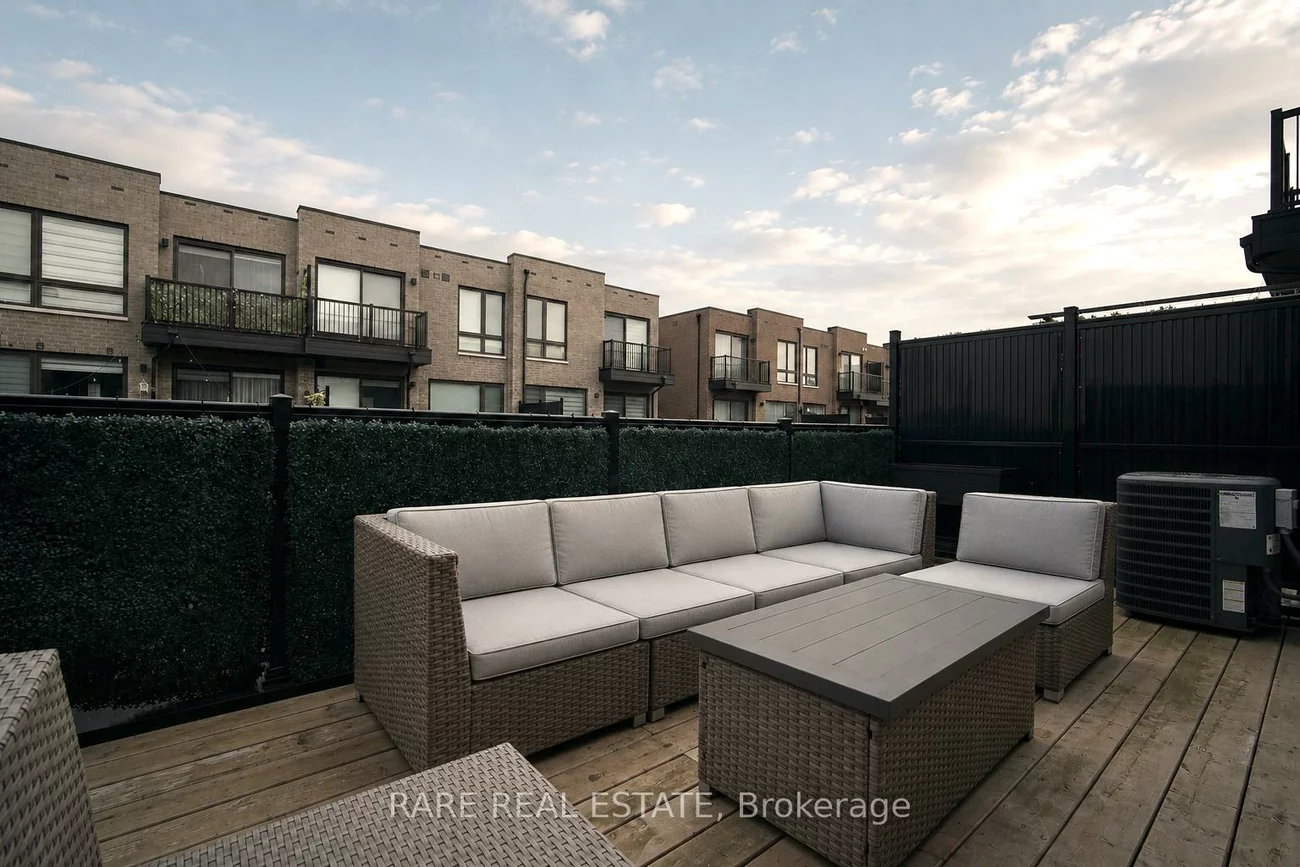 12, Rumney, Victoria Square, Markham