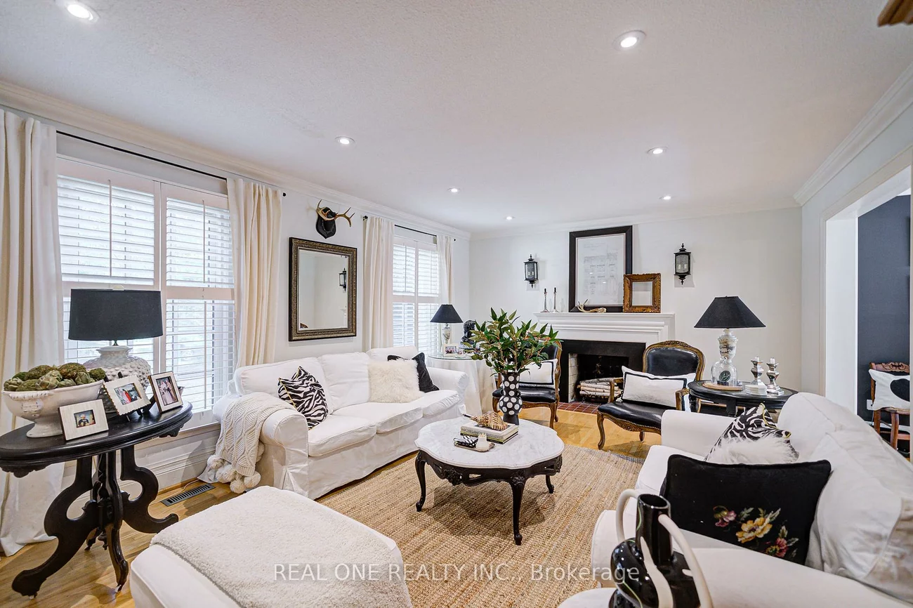 21, Alcaine, Thornhill, Markham