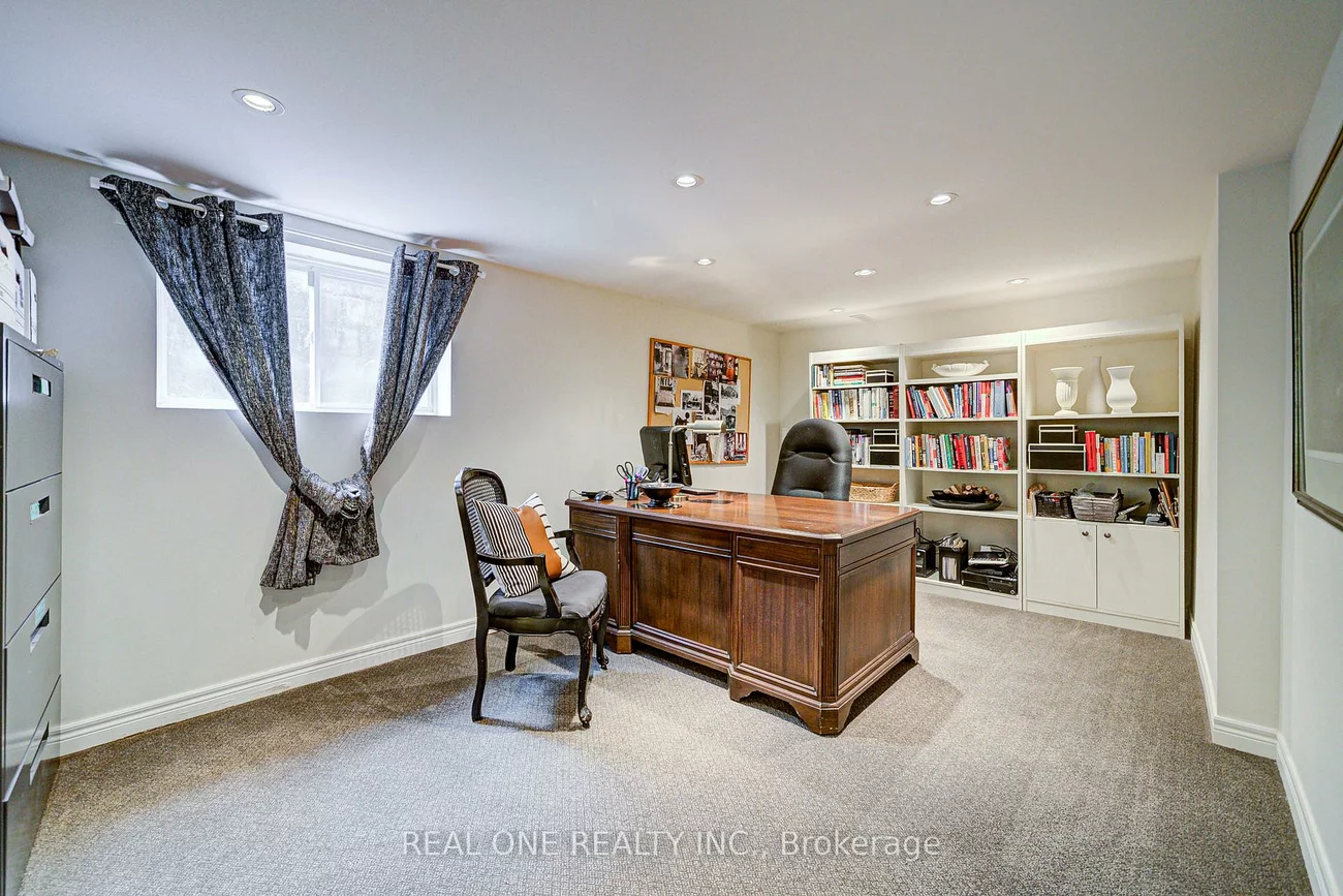 21, Alcaine, Thornhill, Markham