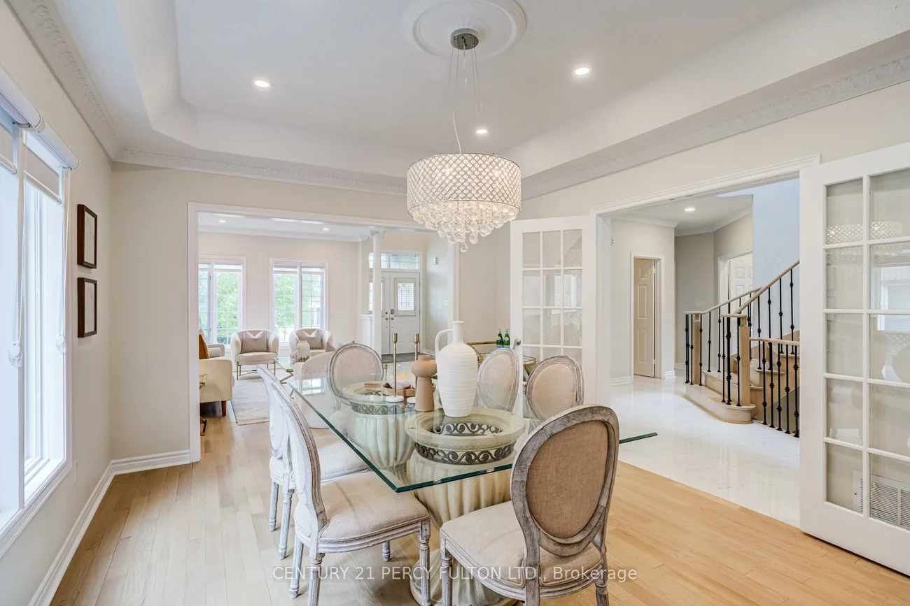 118, Village Gate, Cachet, Markham