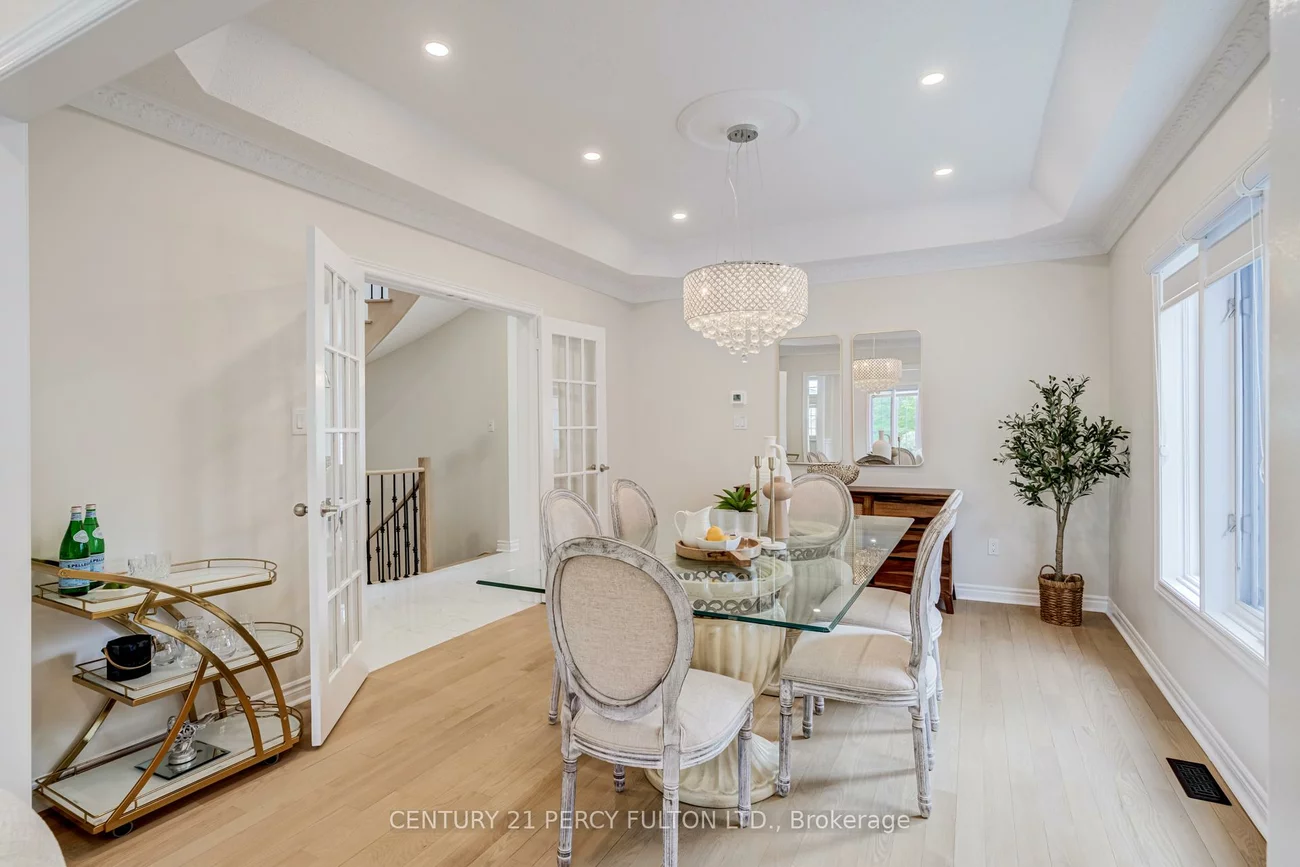 118, Village Gate, Cachet, Markham