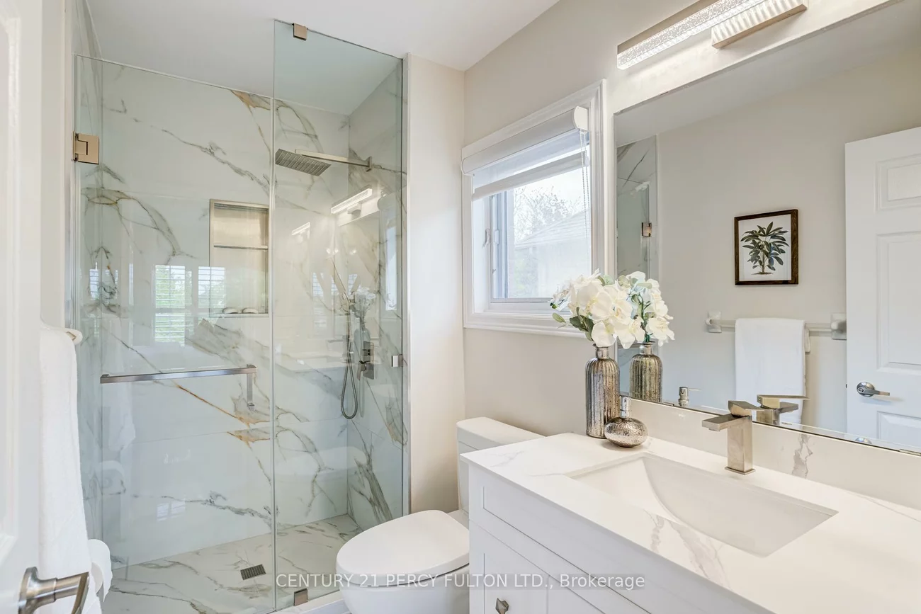 118, Village Gate, Cachet, Markham