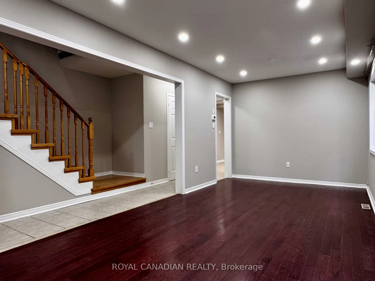 10, Guinevere, Cedarwood, Markham
