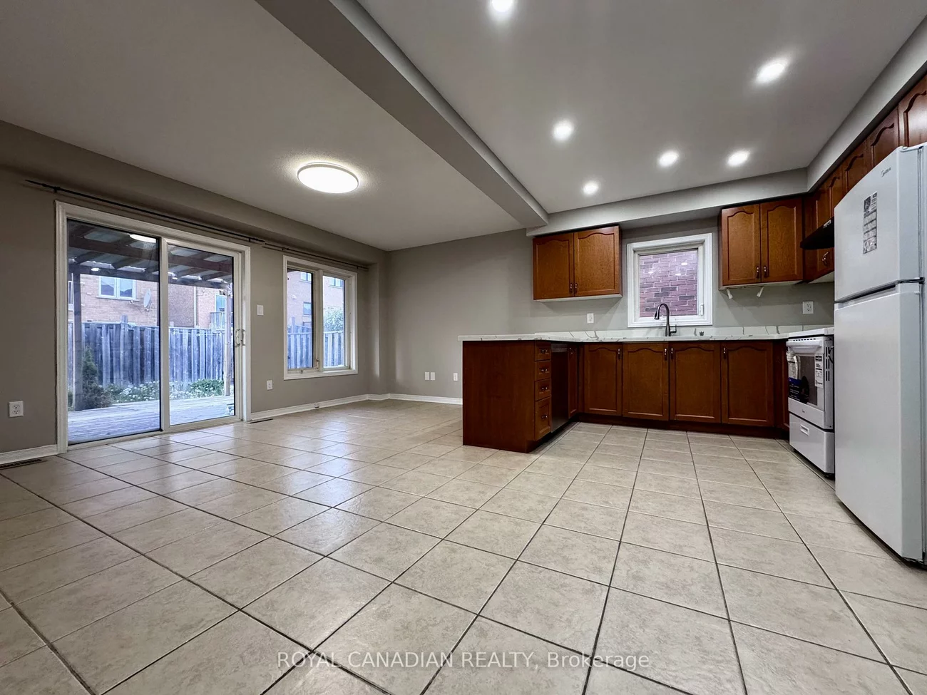 10, Guinevere, Cedarwood, Markham