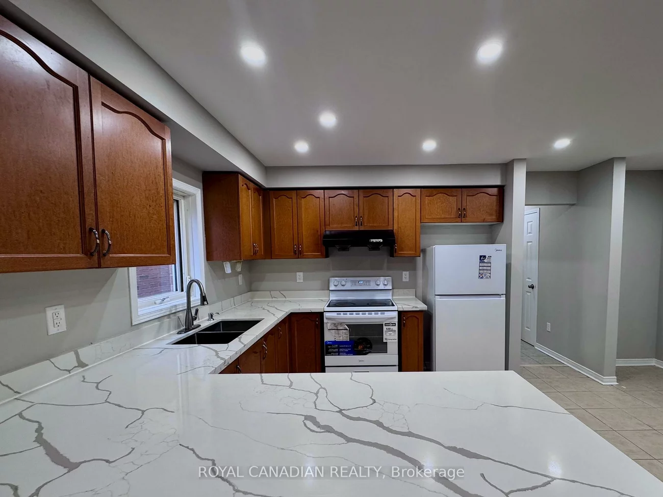 10, Guinevere, Cedarwood, Markham