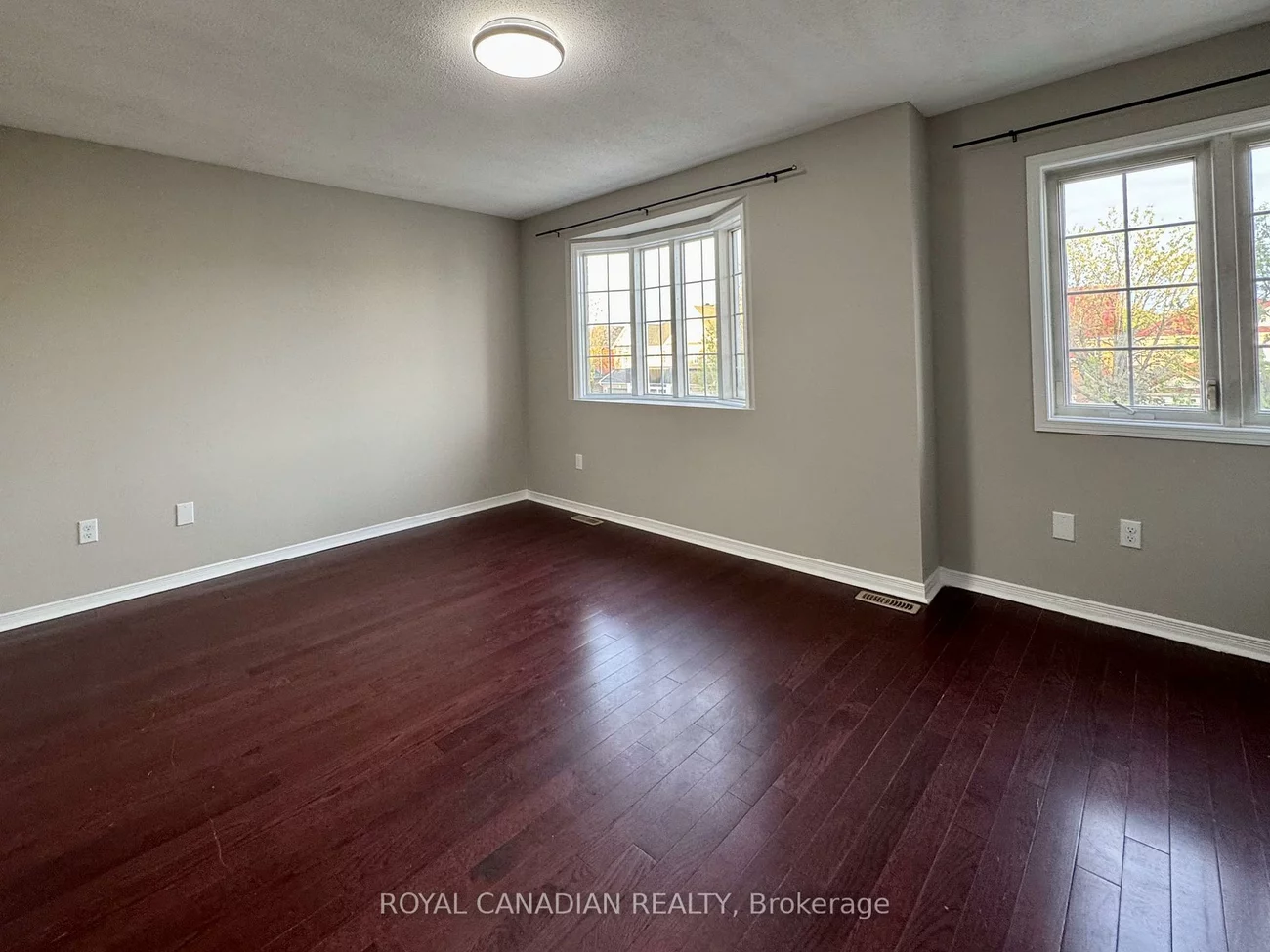 10, Guinevere, Cedarwood, Markham