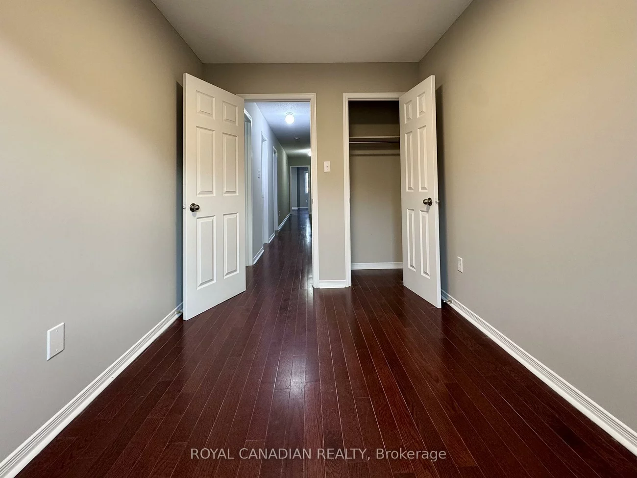 10, Guinevere, Cedarwood, Markham