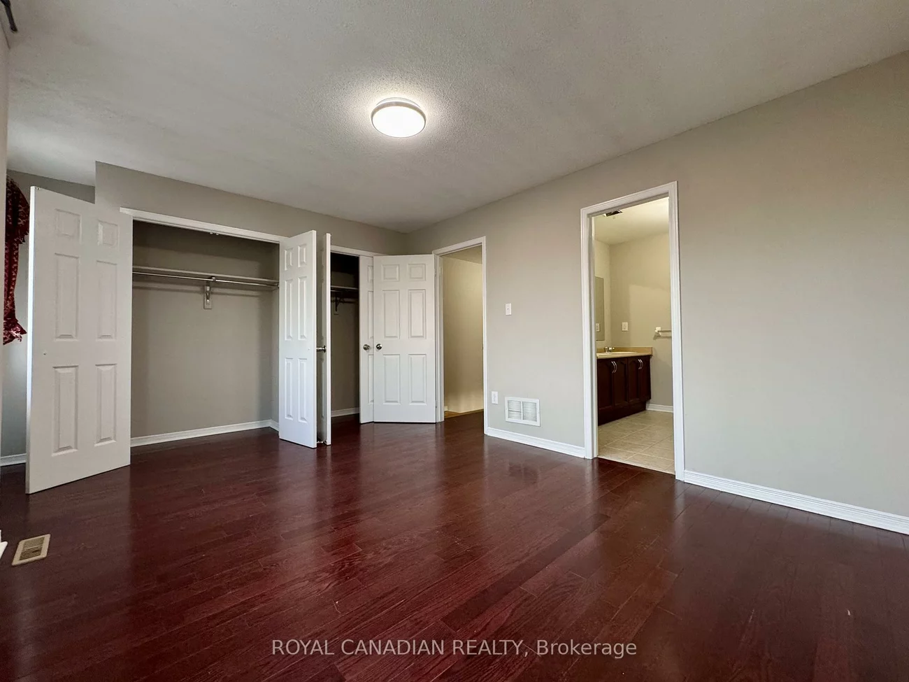 10, Guinevere, Cedarwood, Markham