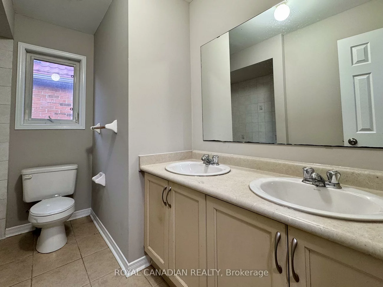 10, Guinevere, Cedarwood, Markham