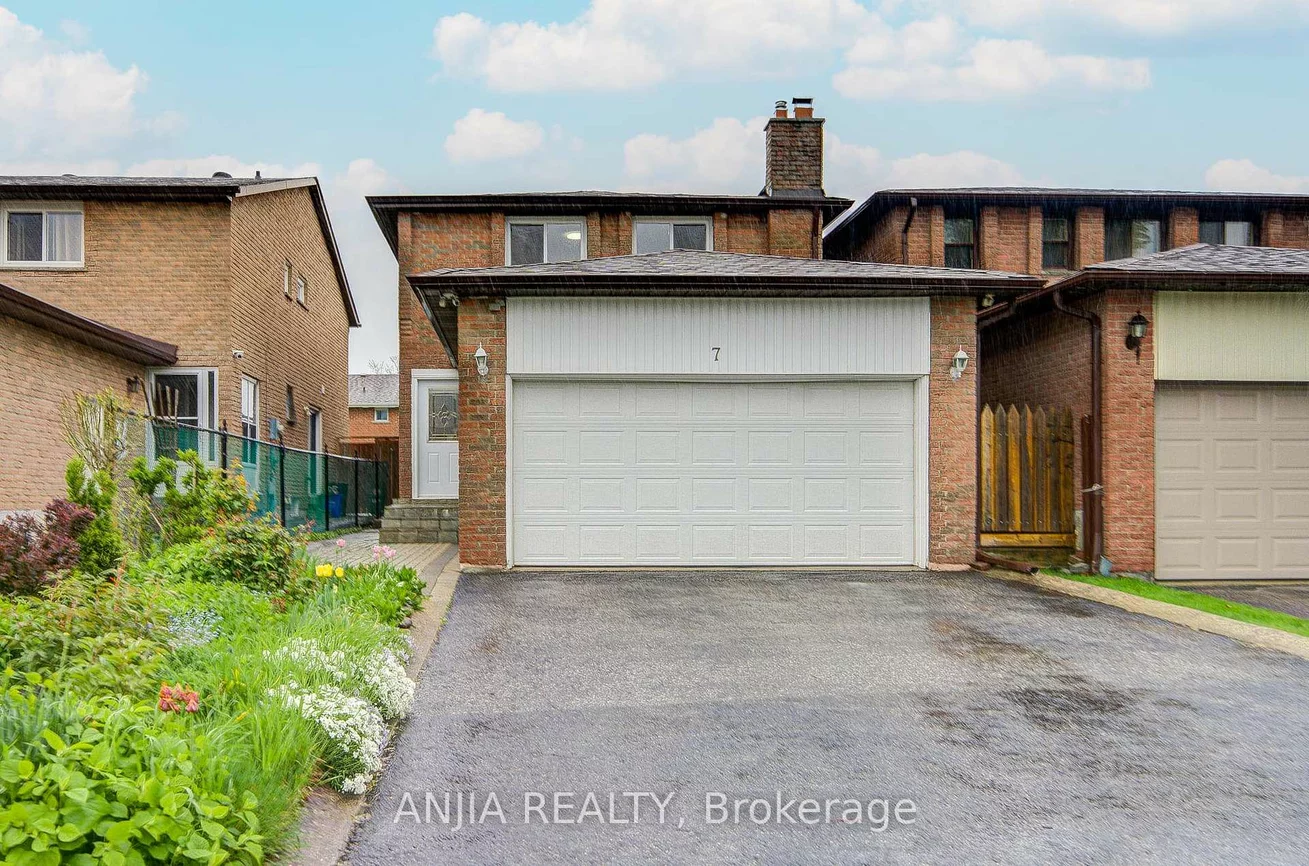 7, Downside, Milliken Mills West, Markham