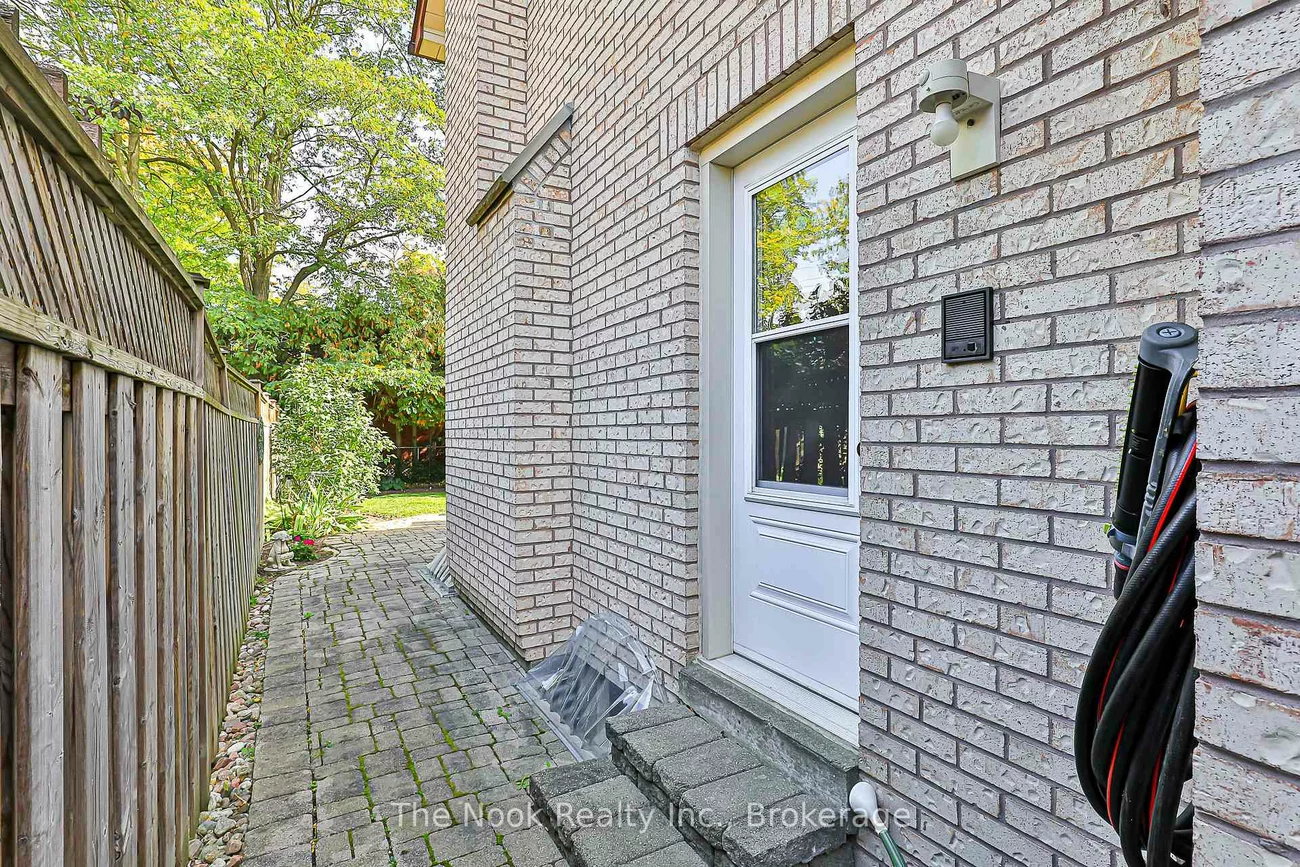3, King Arthur's, Markham Village, Markham