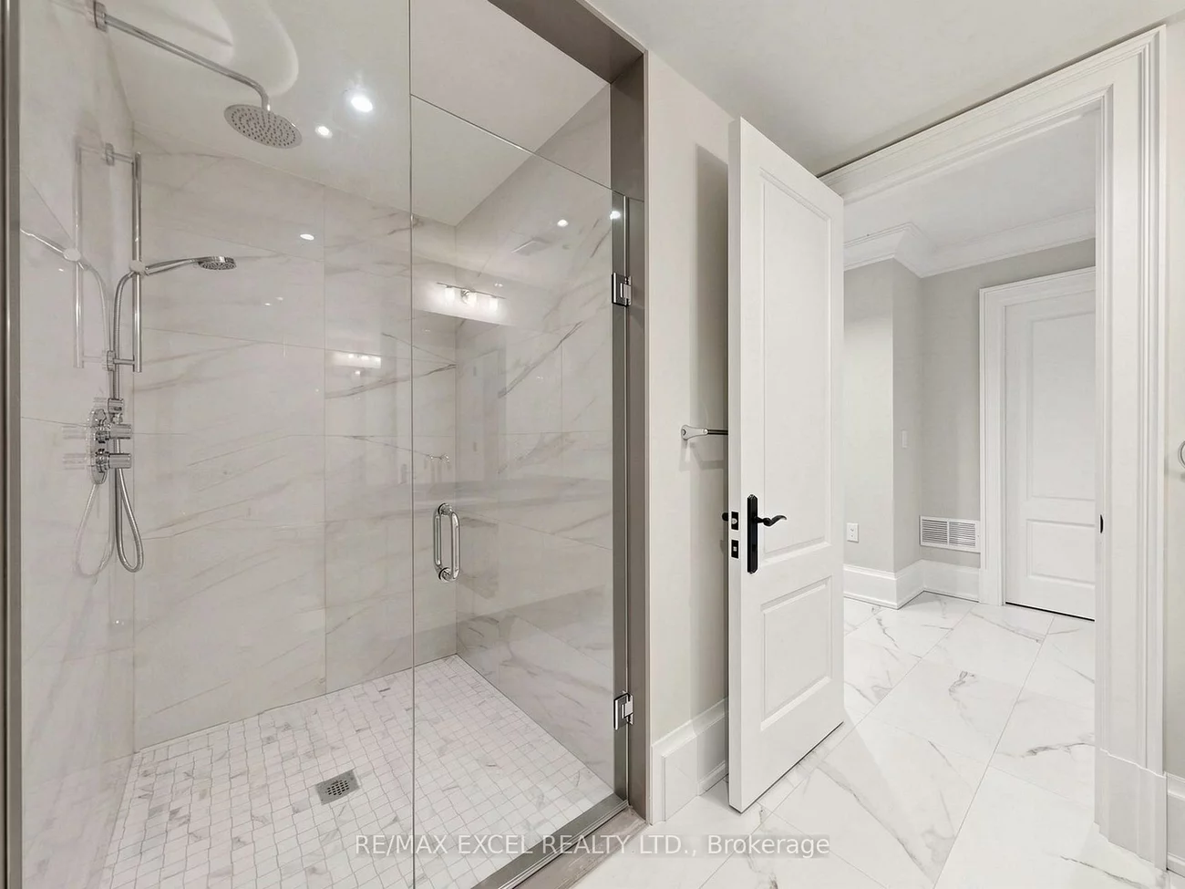 64, SUMMERFELDT, Unionville, Markham
