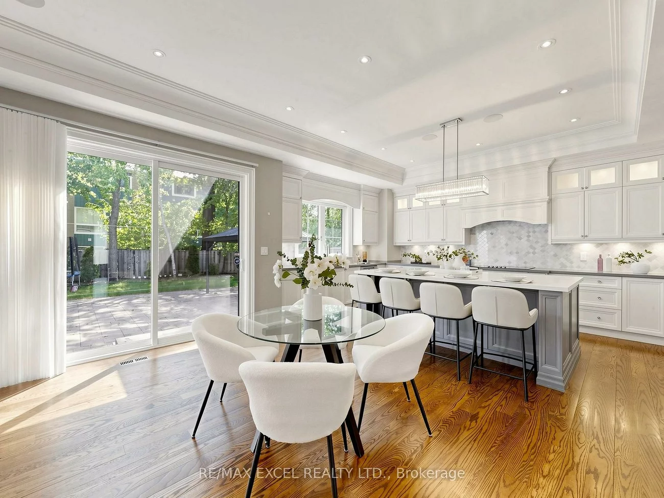 64, SUMMERFELDT, Unionville, Markham