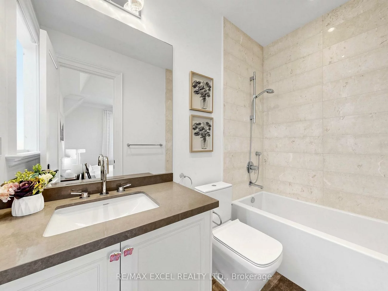 64, SUMMERFELDT, Unionville, Markham
