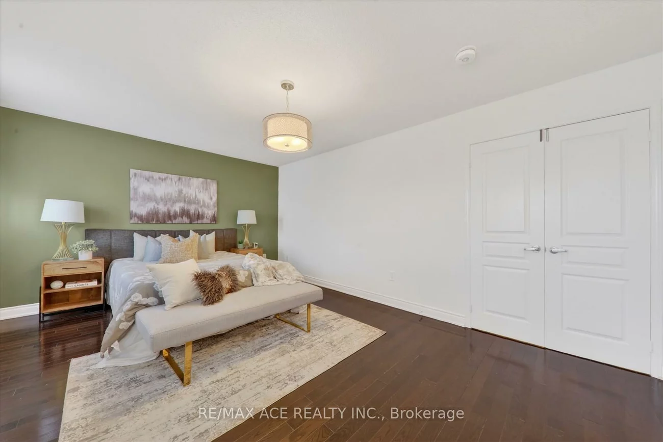 23, Appleview, Greensborough, Markham