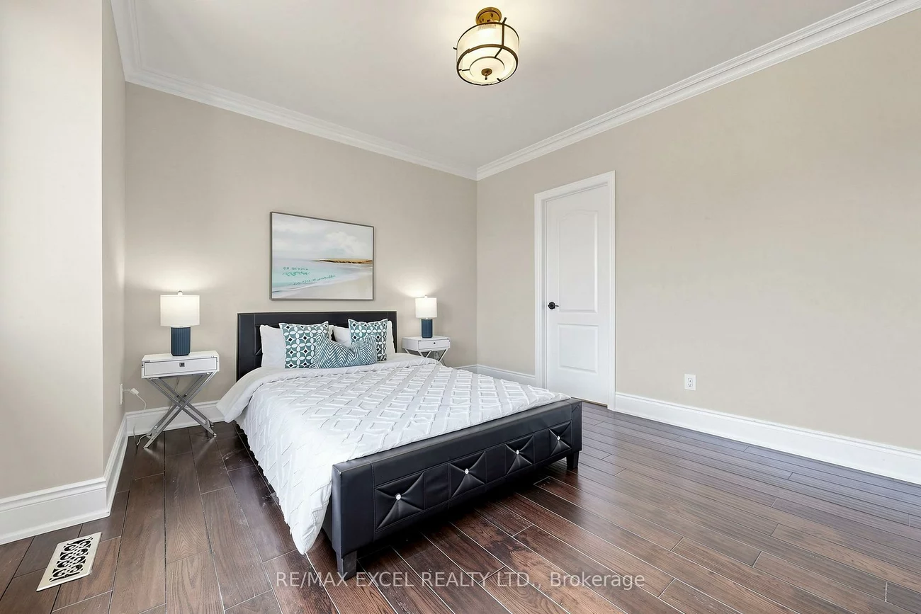 10, Royal West, Angus Glen, Markham