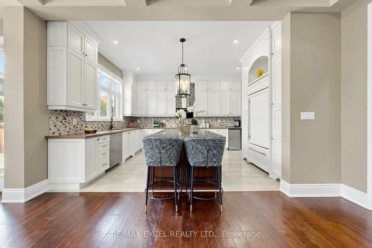 10, Royal West, Angus Glen, Markham