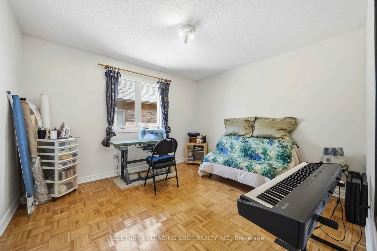 156, Landsdown, Wismer, Markham