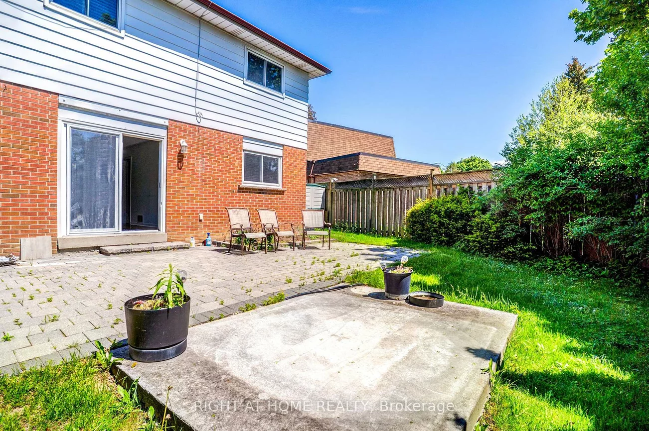 47, Shieldmark, Royal Orchard, Markham
