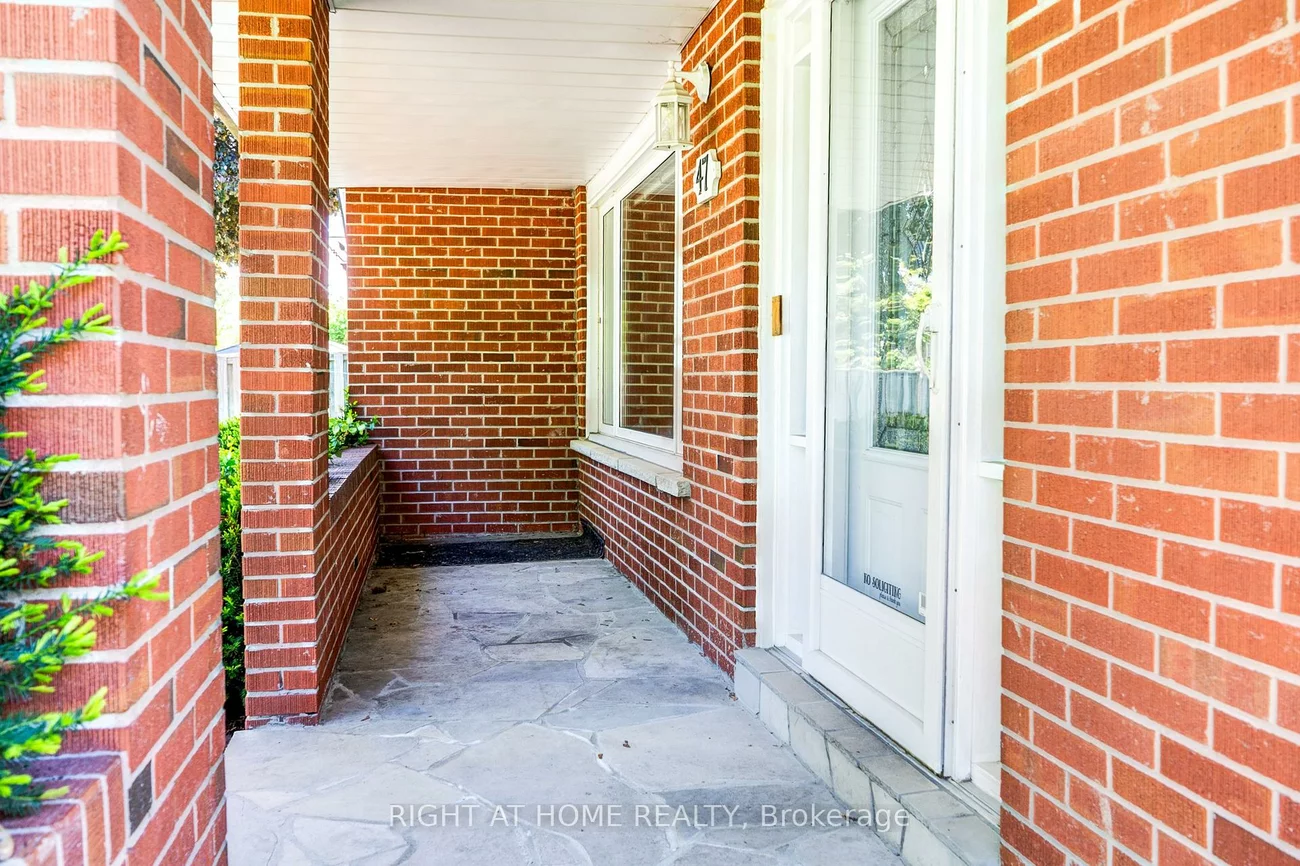 47, Shieldmark, Royal Orchard, Markham