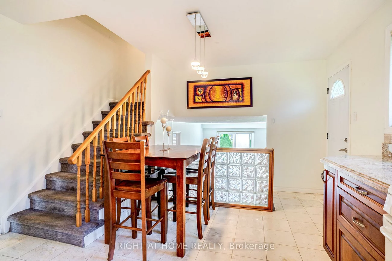 47, Shieldmark, Royal Orchard, Markham