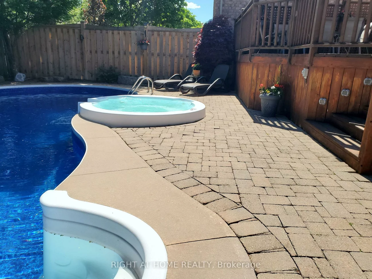 10, Red Ash, Legacy, Markham