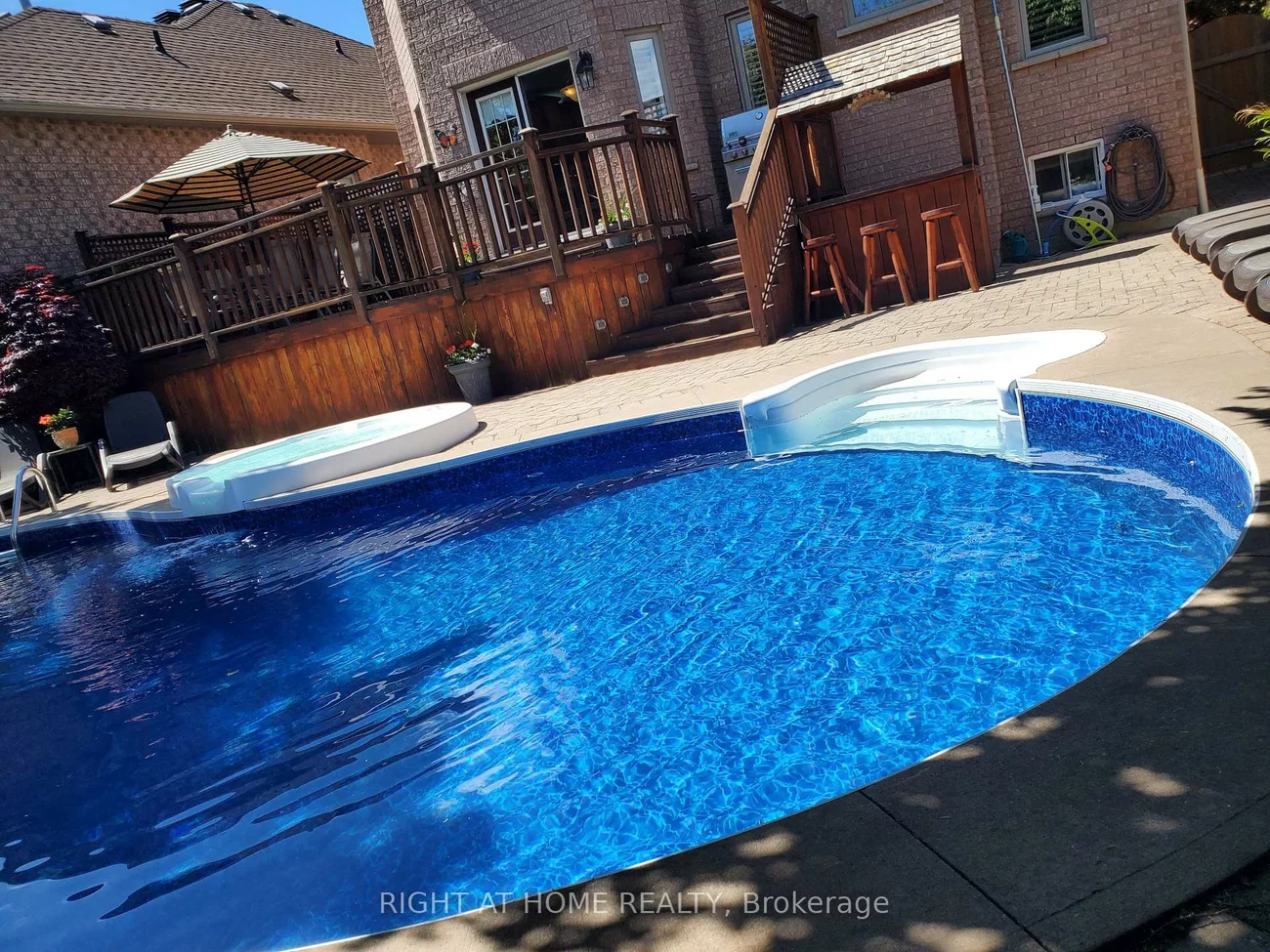 10, Red Ash, Legacy, Markham