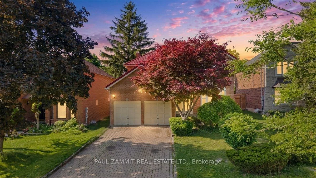 236, Green, Thornlea, Markham