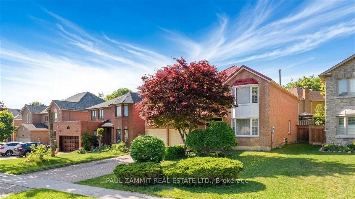 236, Green, Thornlea, Markham